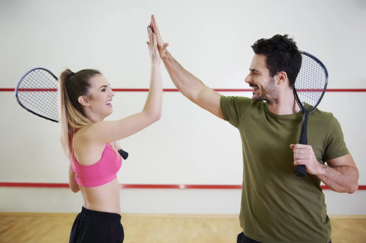 Lekcje squasha w Warszawie - najlepsze opcje i ceny, które musisz znać