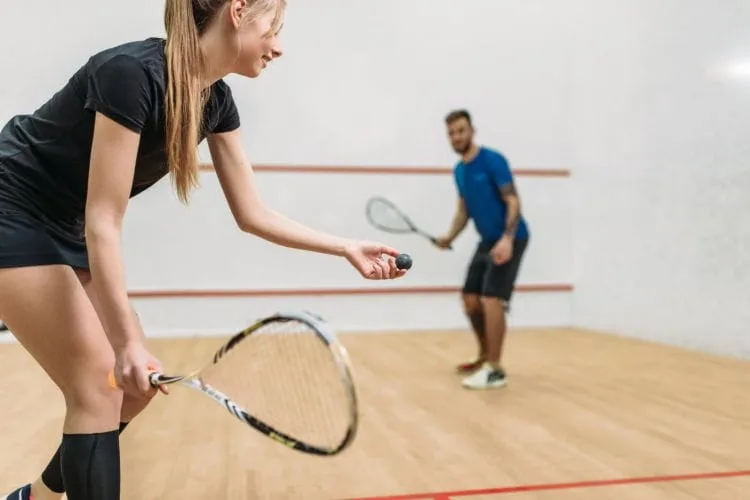Gdzie zagrać w squash w Bielsku-Białej? Najlepsze kluby i korty